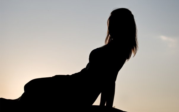 La gêne ma plongée dans l'ombre toute ma vie, de sorte que j'ai caché une autre facette de moi.